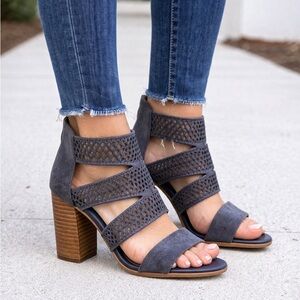 Isola Gladiator Sandals Heels size 7.5 Blue color